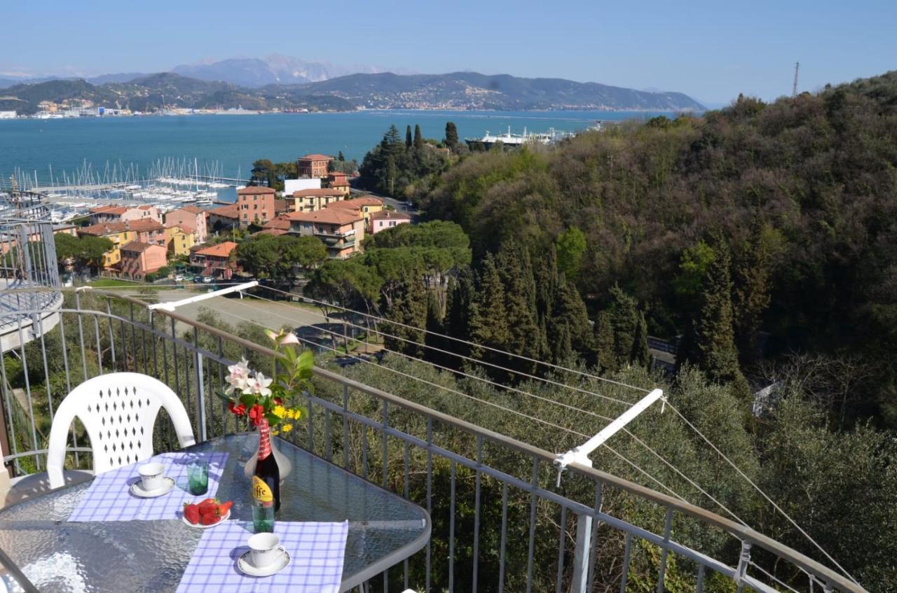 Wonderful Sea View - Terrace And Parking Apartment Fezzano  Luaran gambar